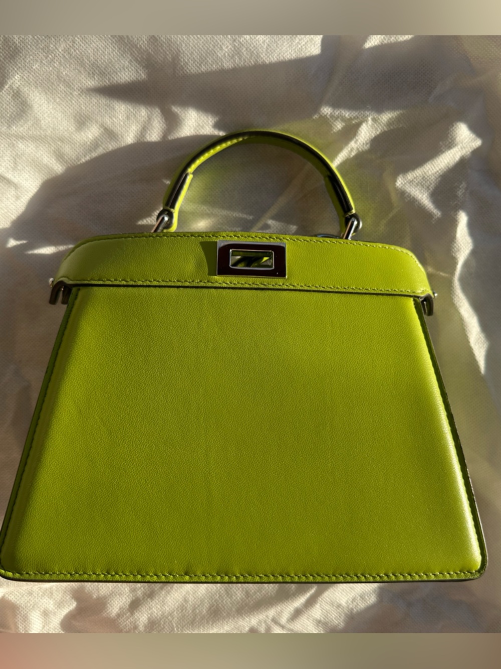 FENDI 2022 Petit Peekaboo ISeeU